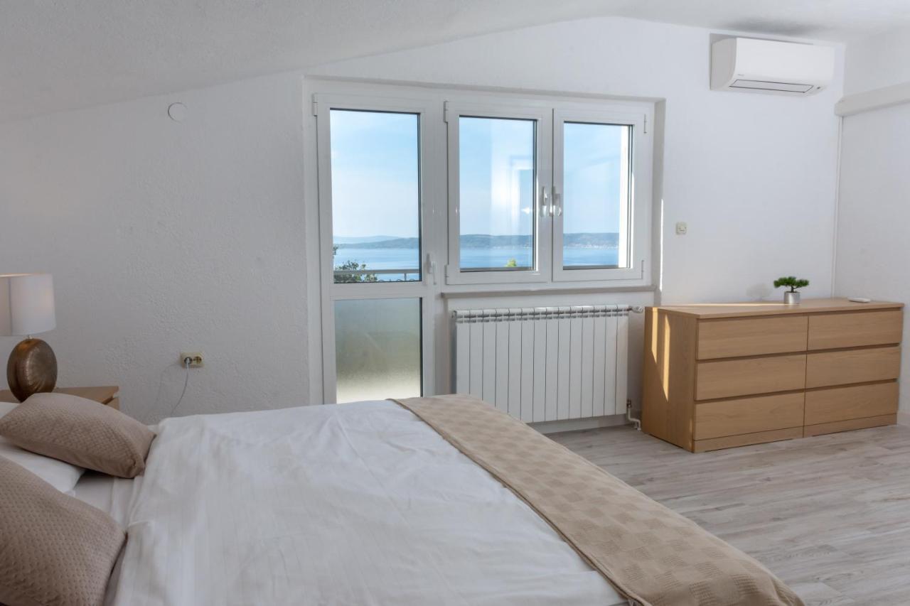 The View Split. Highlight With Roof-Top-Terrace And Pool Kastela Bagian luar foto